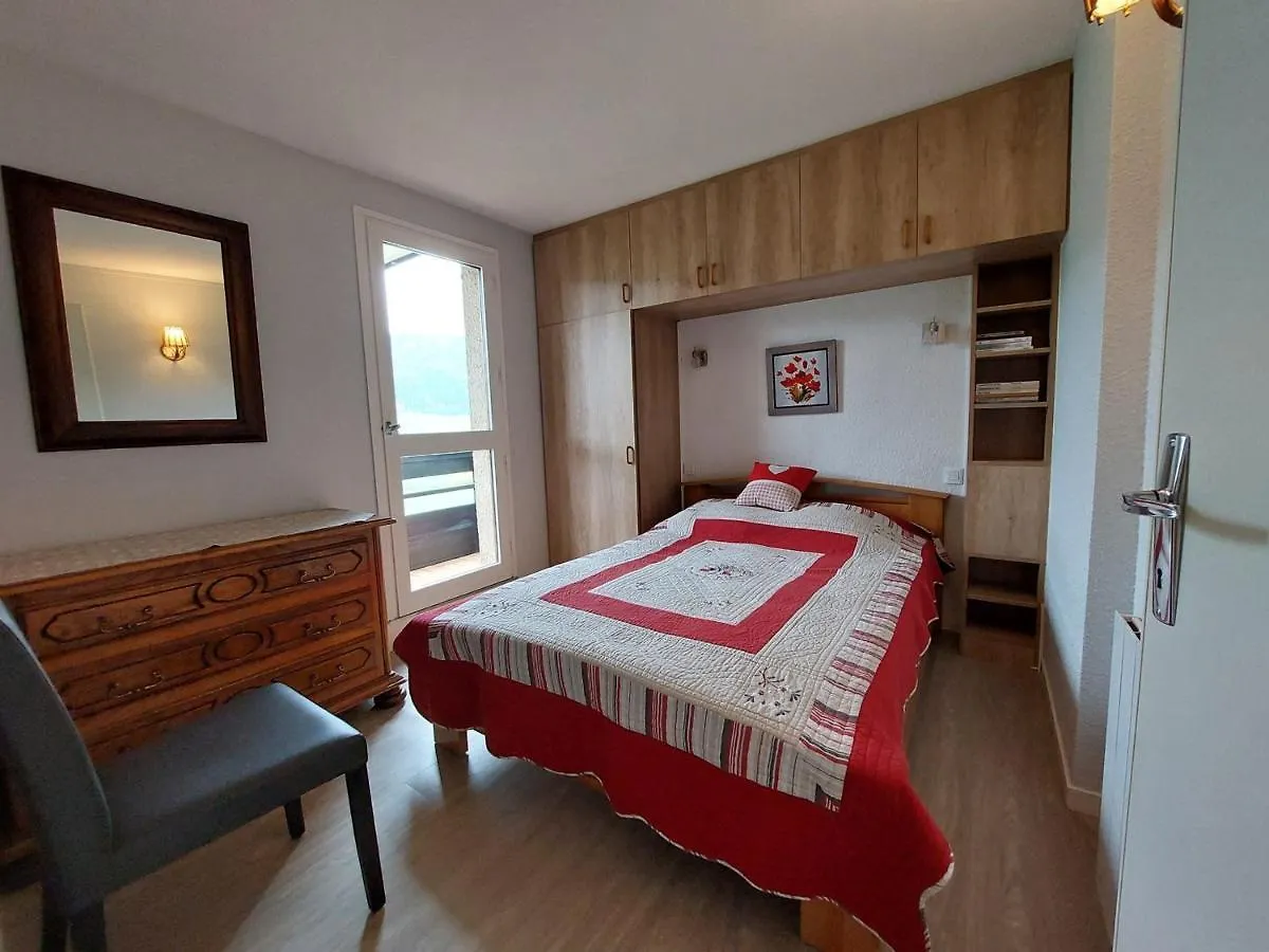 Appartement Lumineux 2 Chambres Avec Balcon Au Centre Du Village, Proche Pistes Ski - Meaudre - Fr-1-737-26 0*,  France